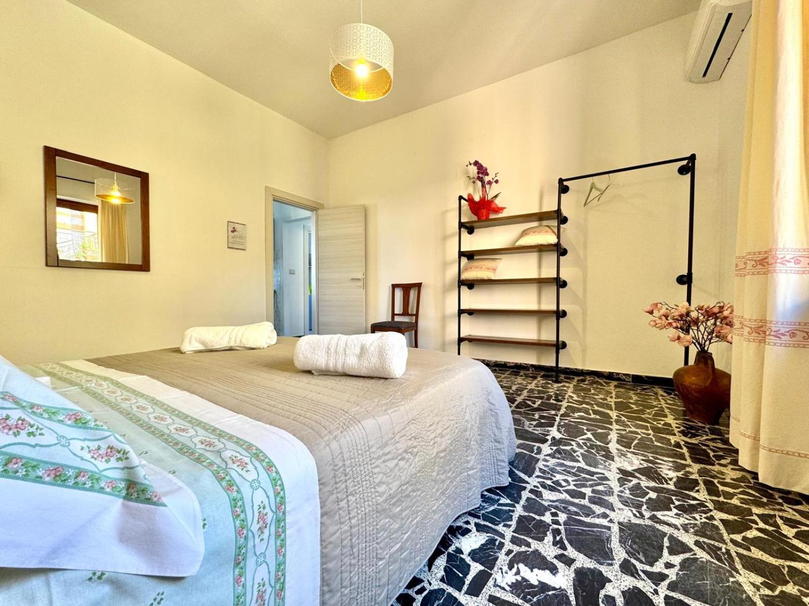 Orchid House Apartment Bari Sardo Ngoại thất bức ảnh